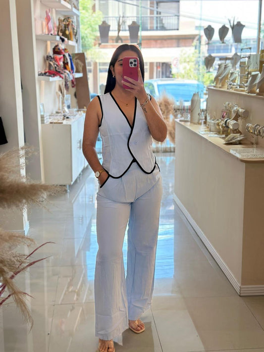CONJUNTO CHALECO PANTALON